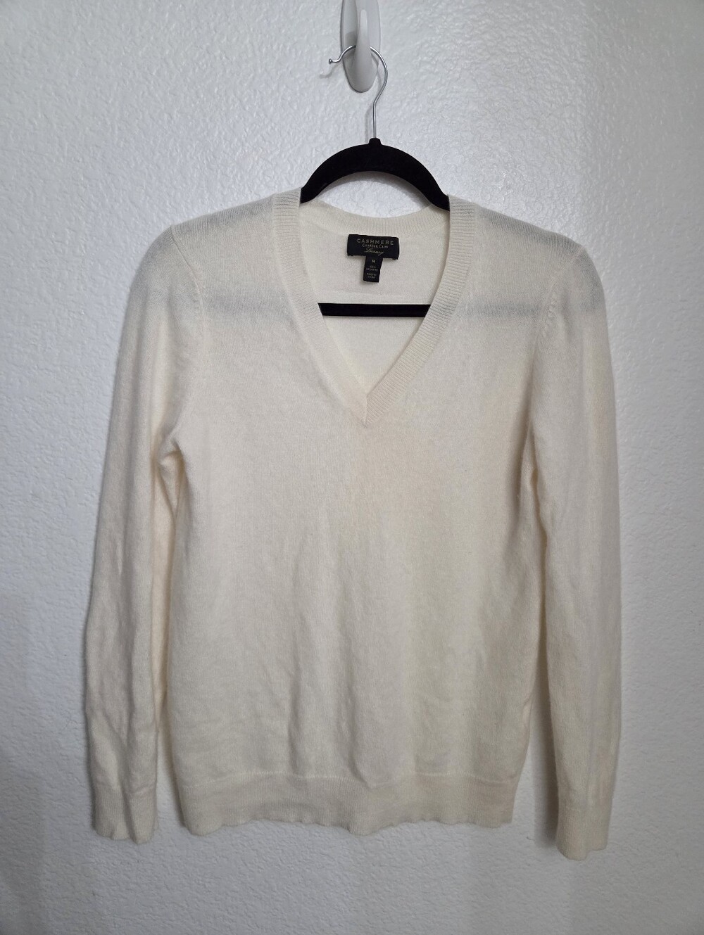 Charter Club Women's Cashmere V-neck Sweater Size Medium Ivory